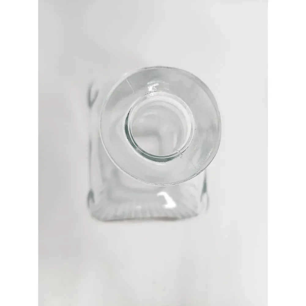 N/A glass decanter